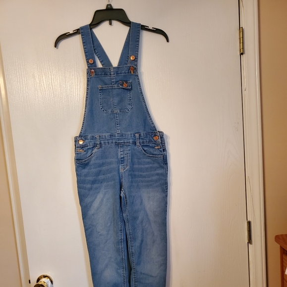 Jordache Other - Jean overalls